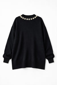 SWEATER WITH A BEADED COLLAR