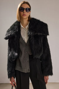 SHORT FUR COAT