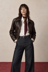 HIGH-WAISTED JEANS